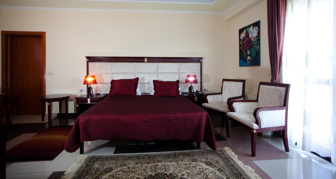 Orchidea Hotel Tiranë Luaran gambar