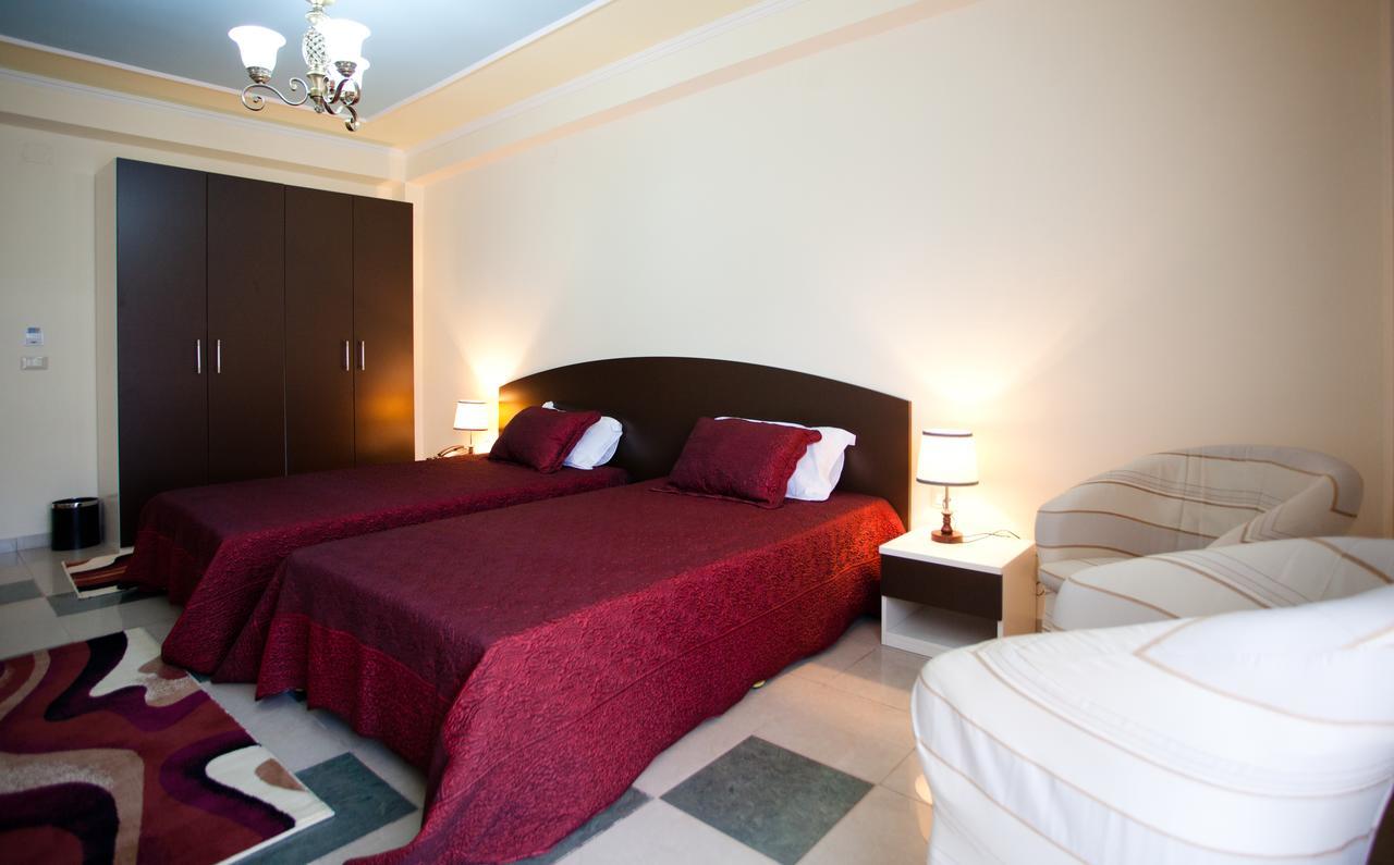 Orchidea Hotel Tiranë Luaran gambar