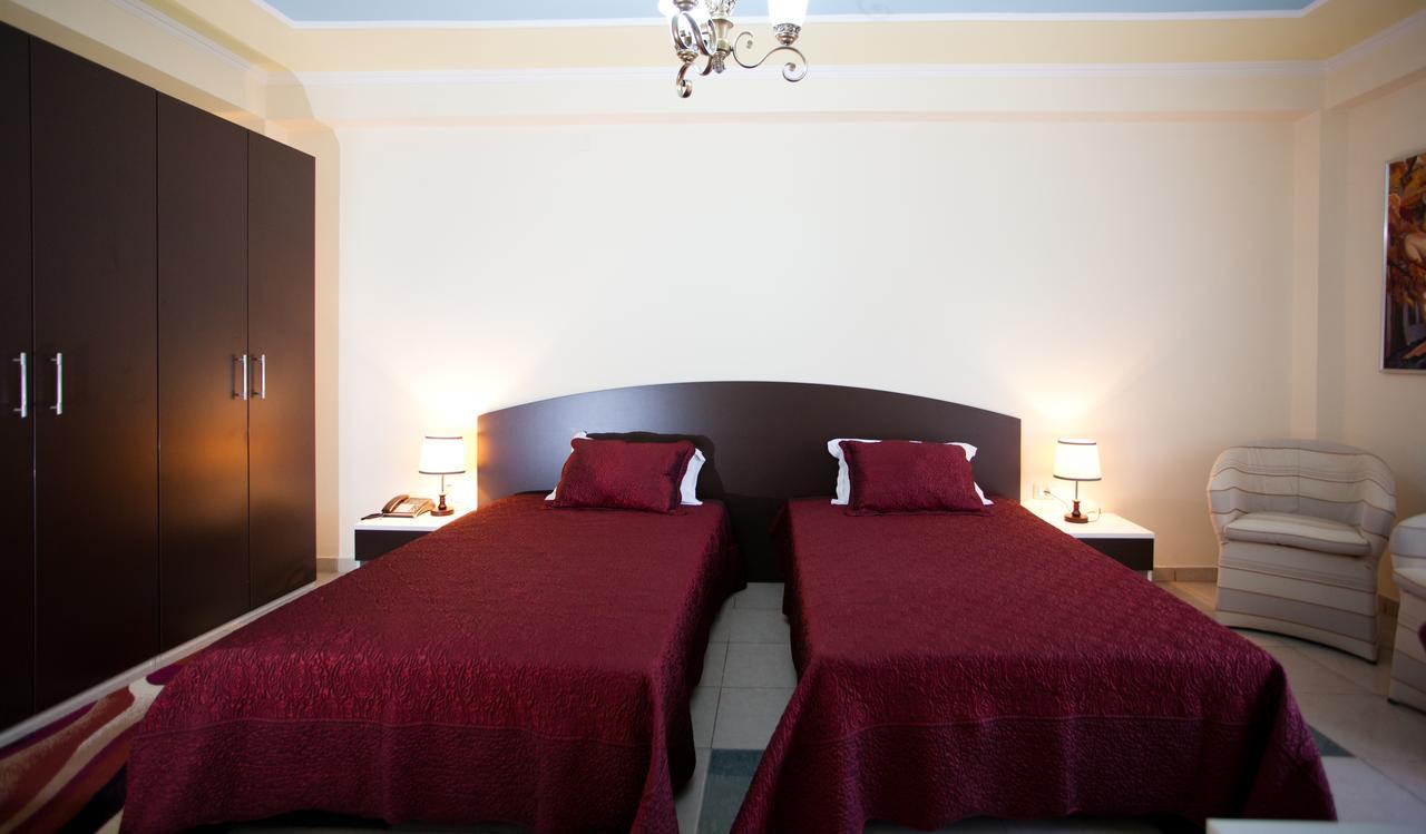 Orchidea Hotel Tiranë Luaran gambar