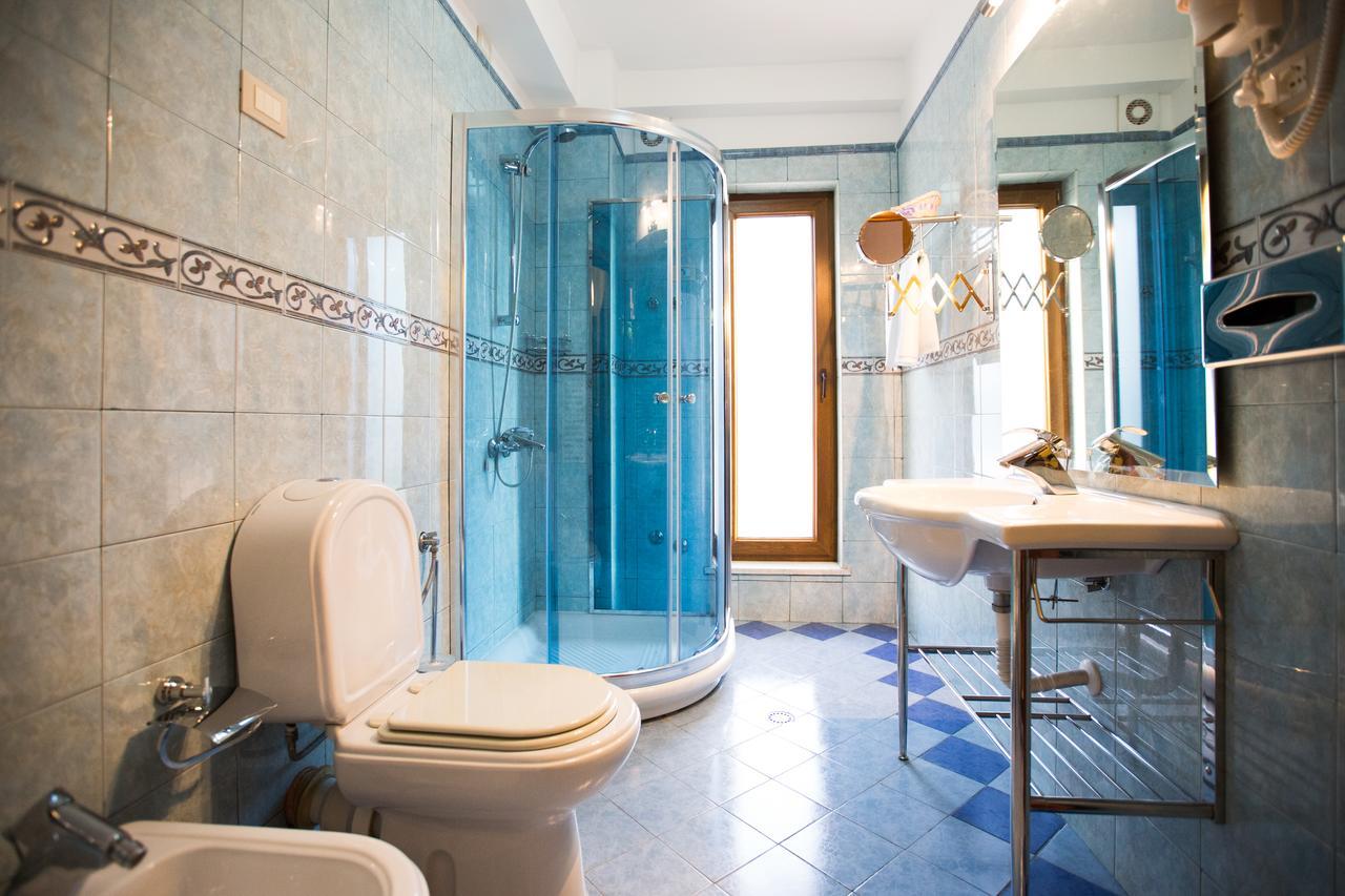 Orchidea Hotel Tiranë Luaran gambar
